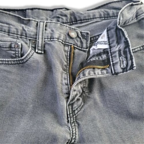 Levi's 514 Men's Size 29X30 Gray wash Skinny 5 Pocket Denim Jeans slightly - Picture 3 of 8